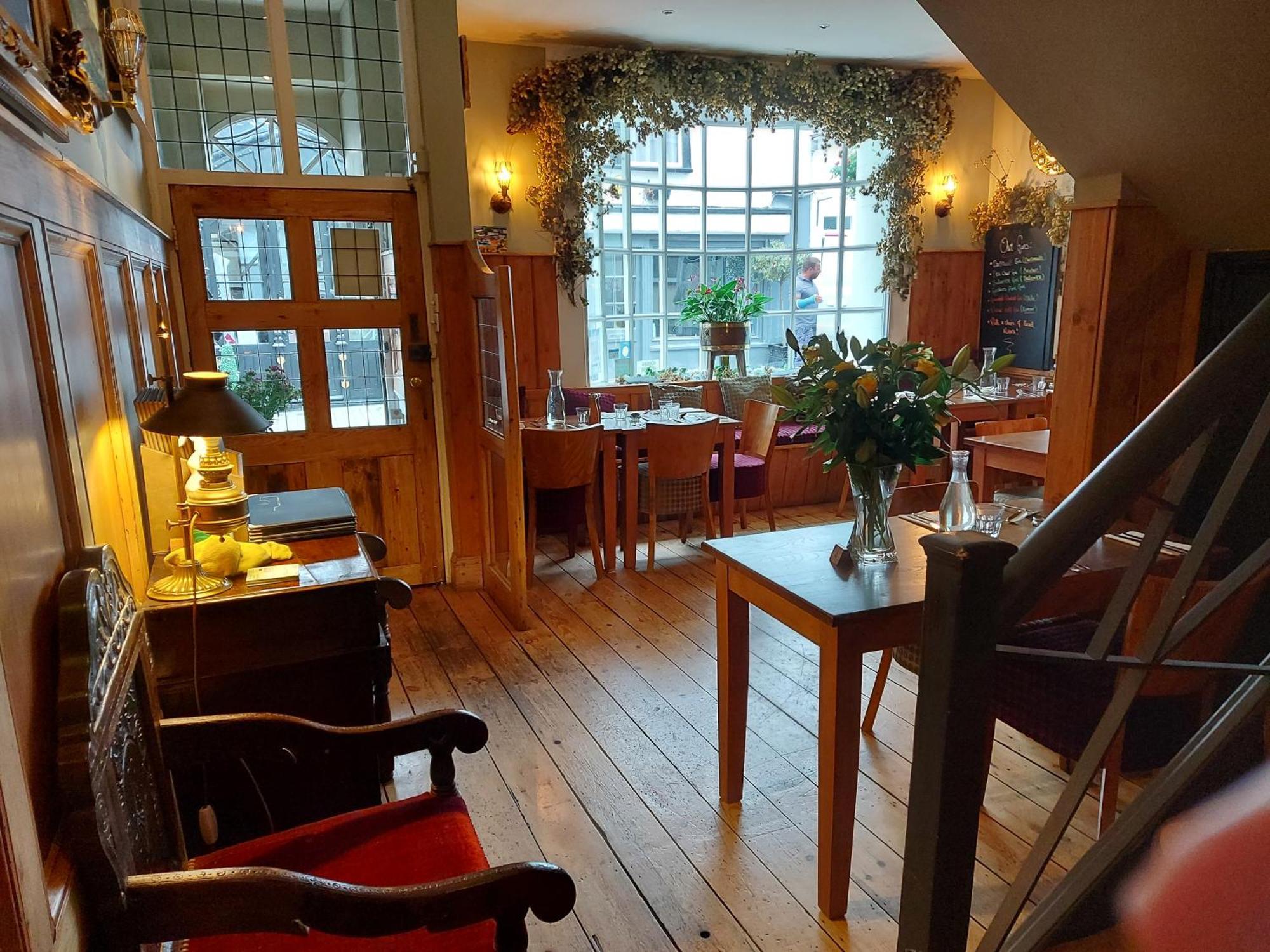 Anzac Street B+Bistro Dartmouth Kültér fotó